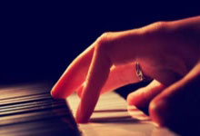 省力杠杆和费力杠杆例子:十大股票配资平台排名-数百名经济学家声援库克 反对特朗普削弱美联储独立性